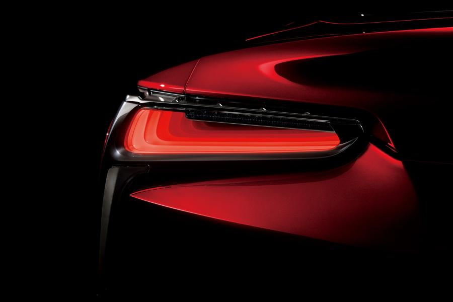 Детали экстерьера Lexus LC500 2017 года  (JP) (фото 2 из 40)